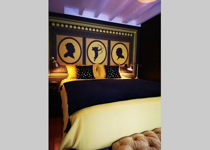 Le Boudoir